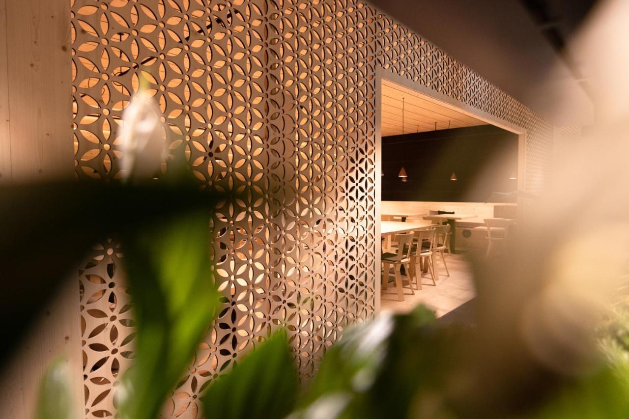 Amrai Suites Шрунс Экстерьер фото
